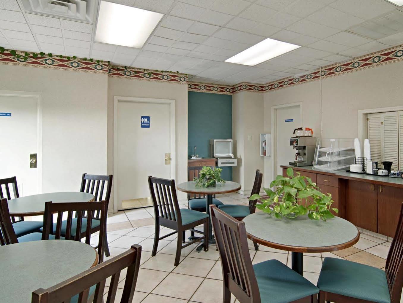 America'S Best Value Inn & Suites - Memphis/Graceland Exteriör bild